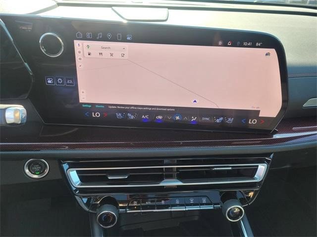 Certified 2024 Chevrolet Traverse RS w/ LPO, Floor Liner Package image 24