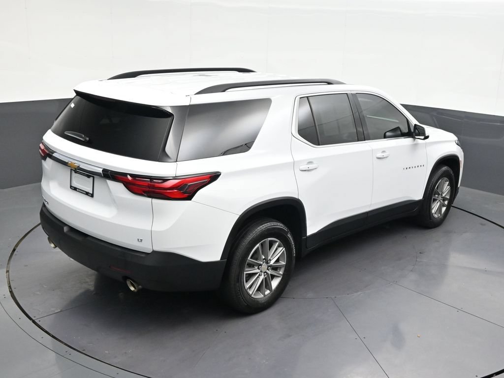 Used 2023 Chevrolet Traverse LT FWD image 18