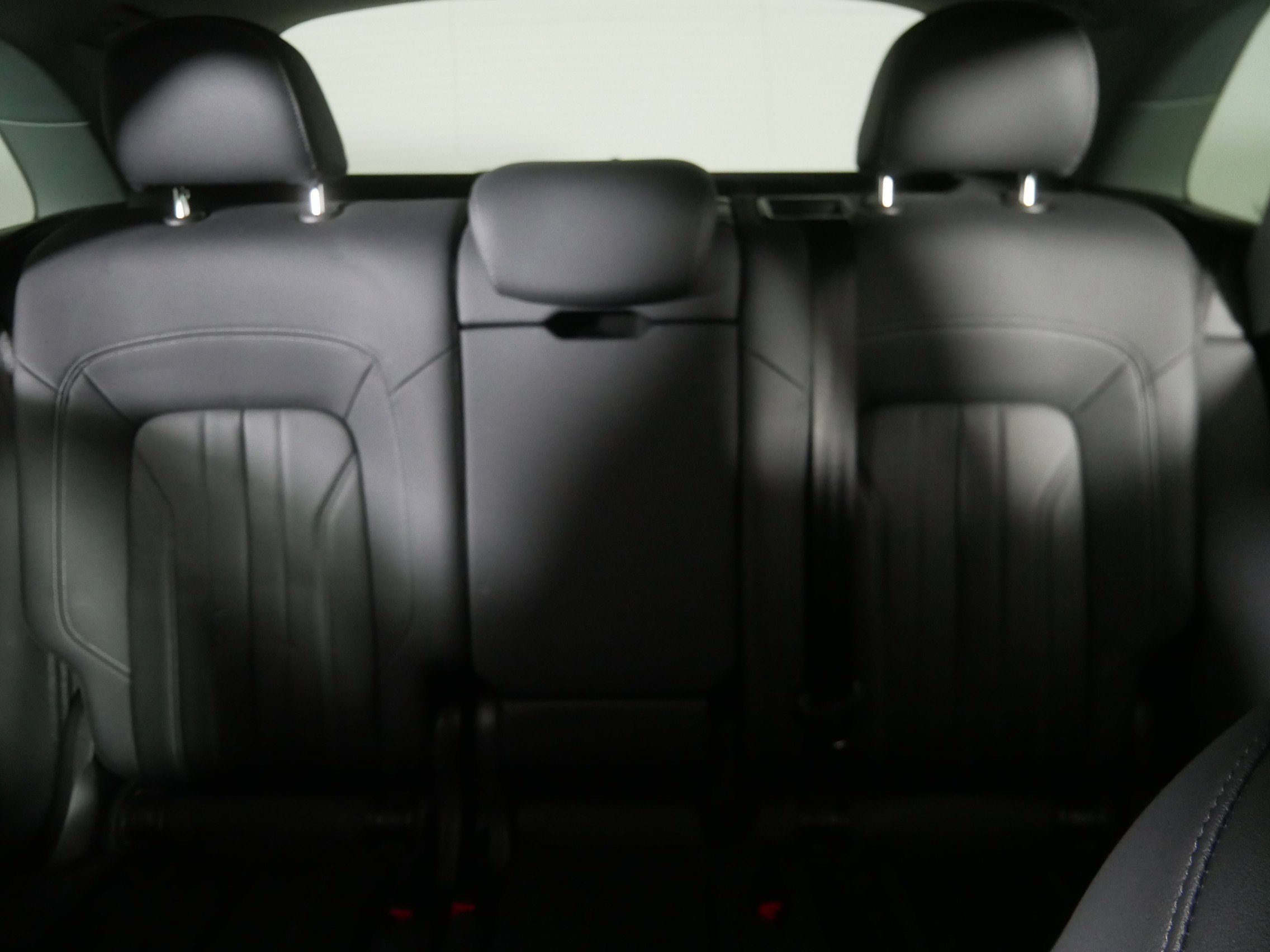 Used 2023 Audi Q5 2.0T Premium w/ Convenience Package image 13