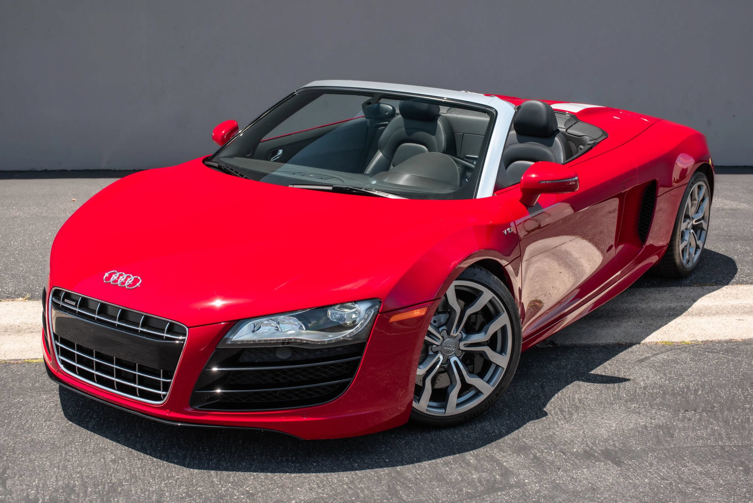 Used 2011 Audi R8 V10 AWD/4WD image 2