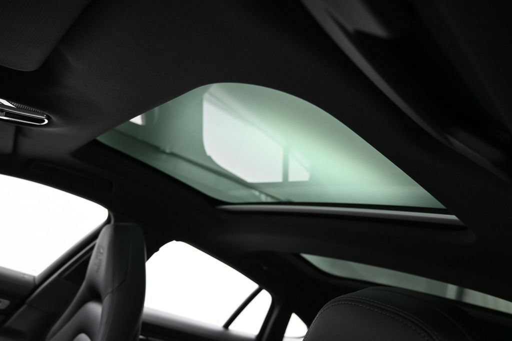 Certified 2023 Porsche Panamera Platinum Edition RWD image 12