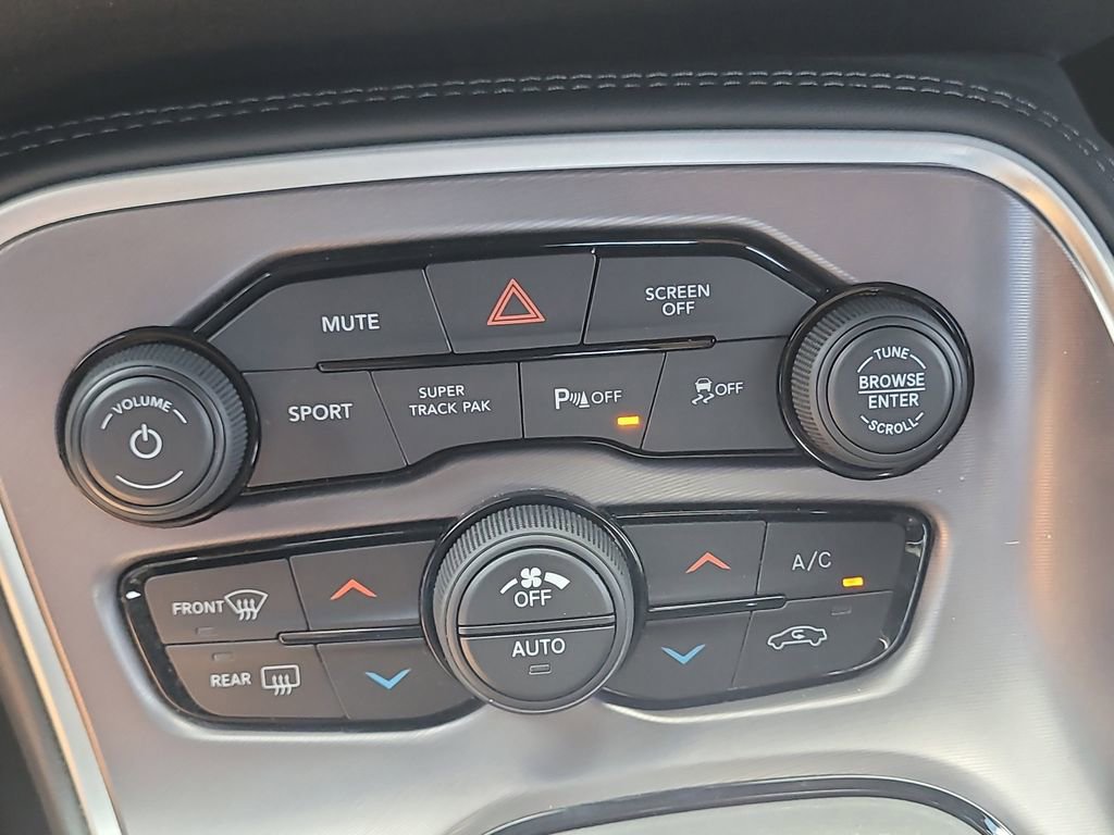 Used 2021 Dodge Challenger GT w/ Driver Convenience Group image 19