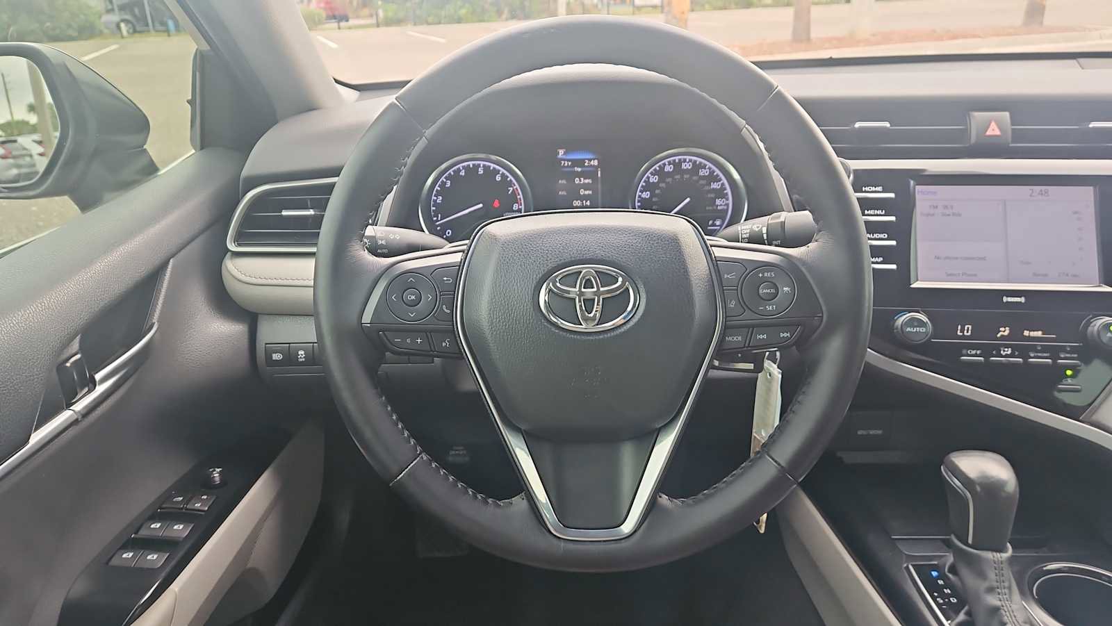 Used 2020 Toyota Camry SE FWD image 11