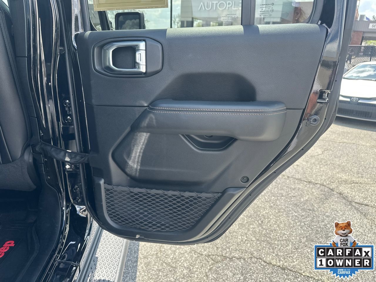 Used 2021 Jeep Gladiator Overland image 16