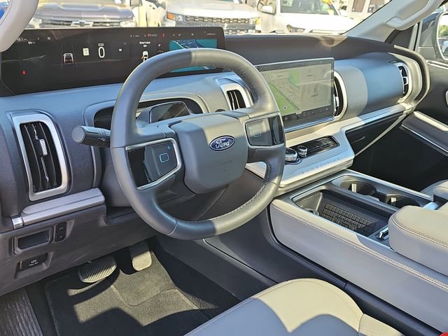 Used 2025 Ford Expedition Max Active image 18