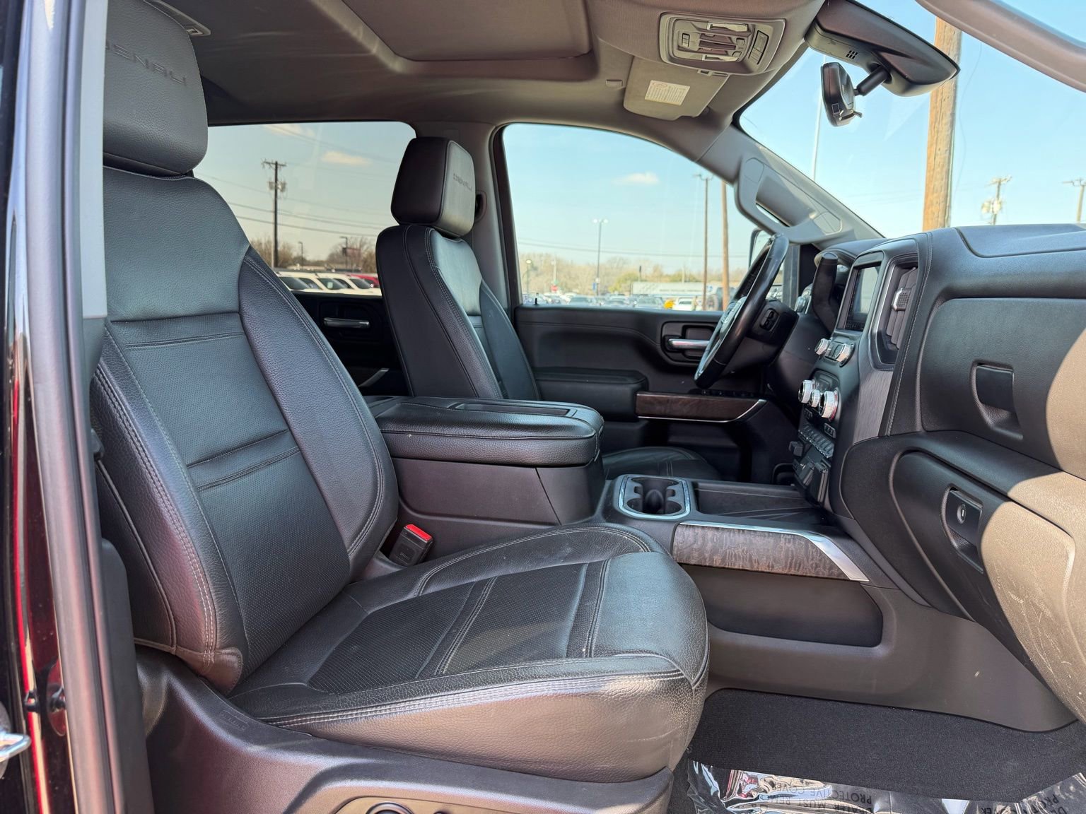 Used 2022 GMC Sierra 2500 Denali w/ Denali Black Diamond Edition image 22