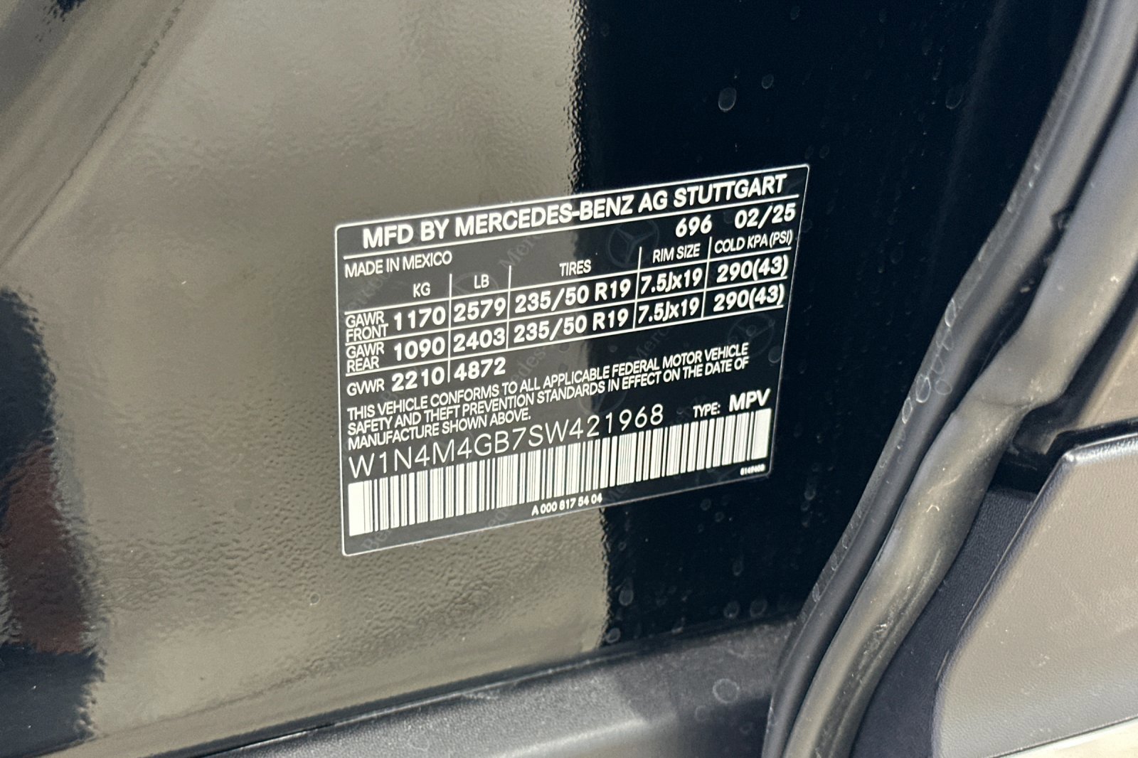 New 2025 Mercedes-Benz GLB 250 250 image 28