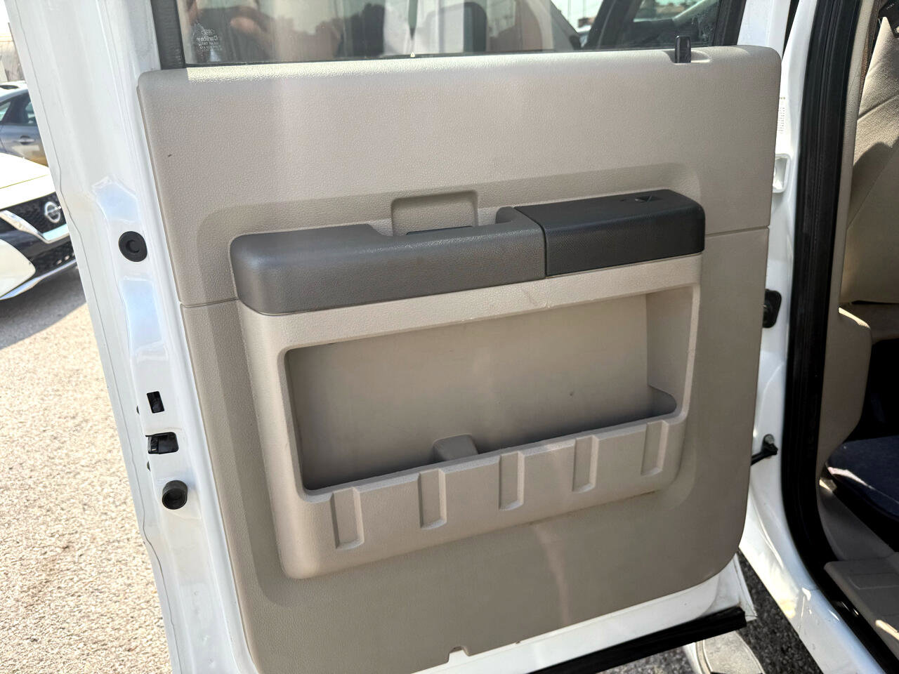 Used 2008 Ford F350 XLT image 16