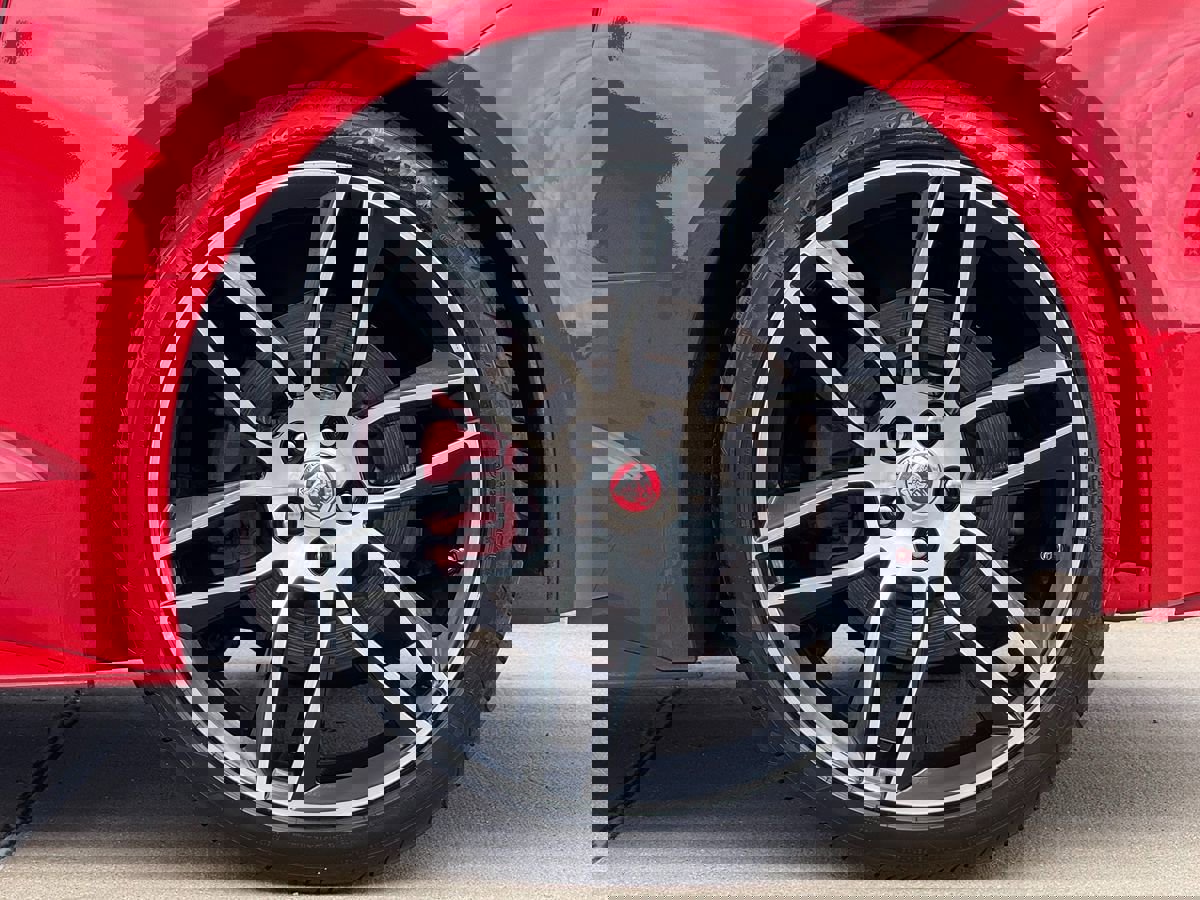 Used 2020 Jaguar F-TYPE Checkered Flag image 45