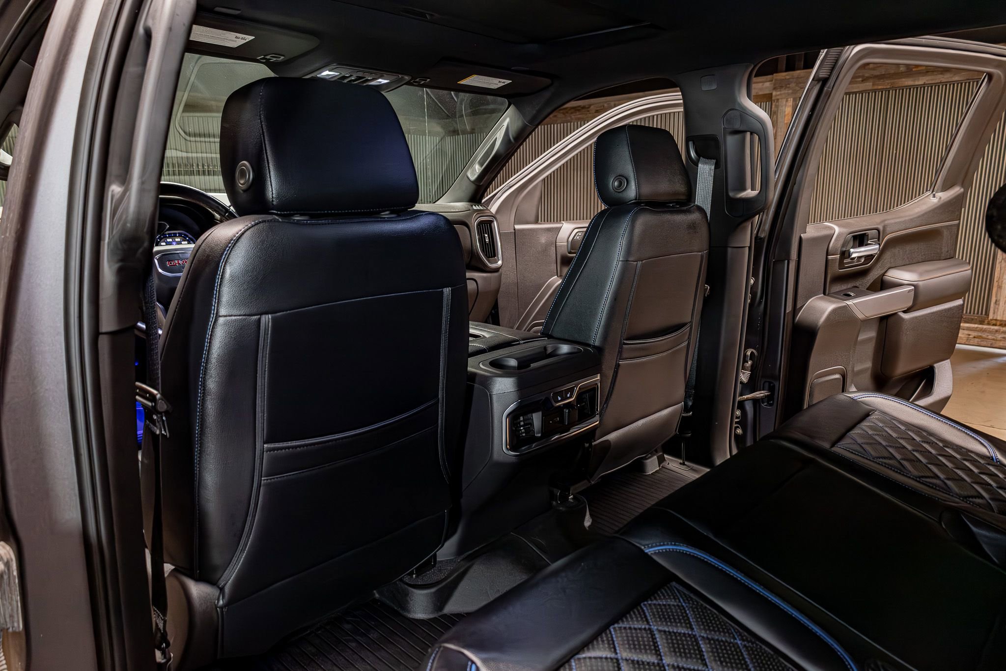 Used 2020 GMC Sierra 1500 AT4 w/ AT4 Premium Package AWD/4WD image 25