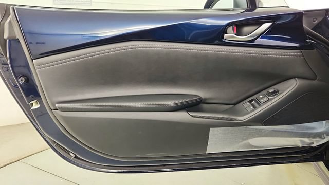 New 2026 MAZDA MX-5 Miata Club w/ Interior Package RWD image 9