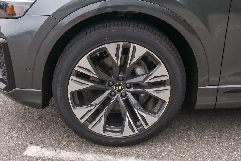 New 2026 Audi Q8 Premium Plus AWD/4WD image 5