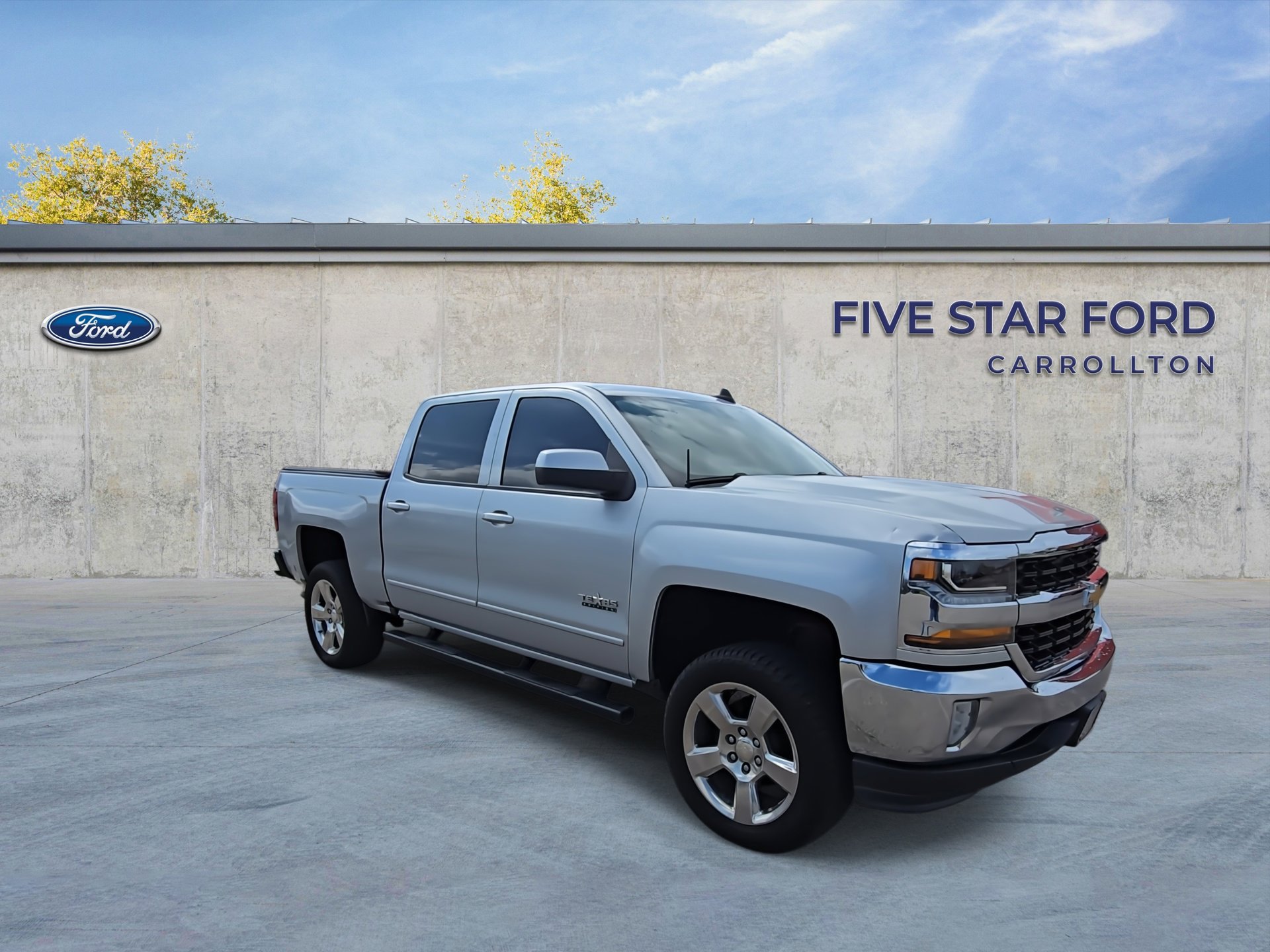 Used 2016 Chevrolet Silverado 1500 LT w/ Texas Edition image 2