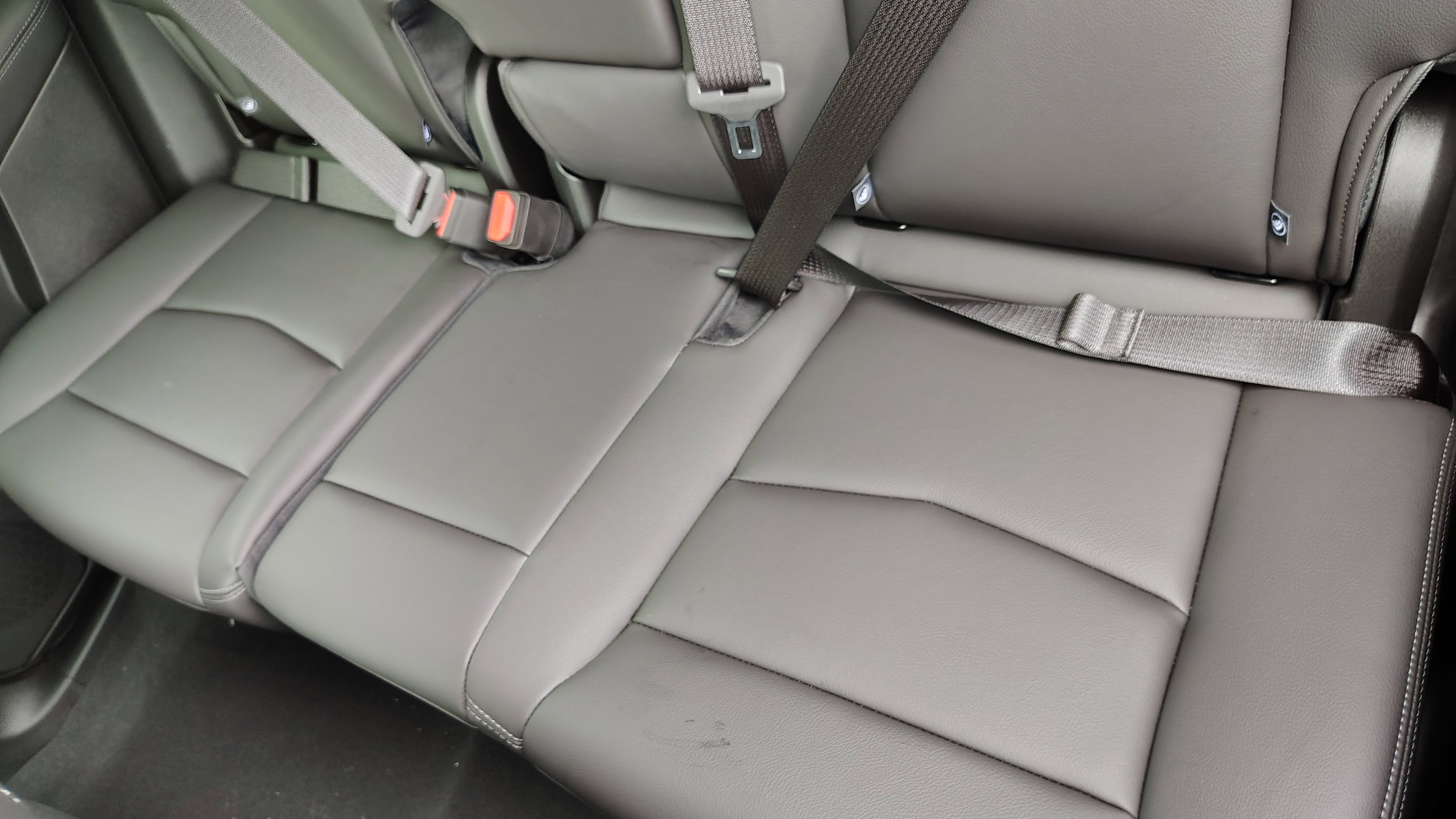 New 2025 Cadillac XT5 Luxury image 26