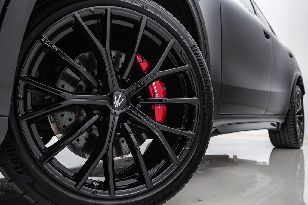Certified 2024 Maserati Grecale Modena AWD/4WD image 5