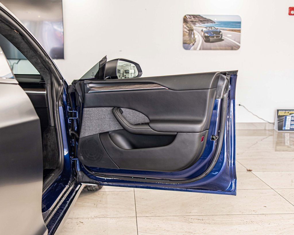 Used 2021 Tesla Model S Long Range image 36