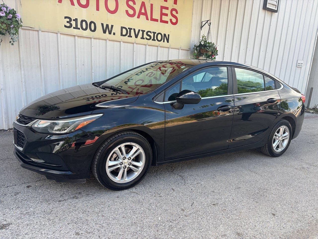 Used 2018 Chevrolet Cruze LT image 7