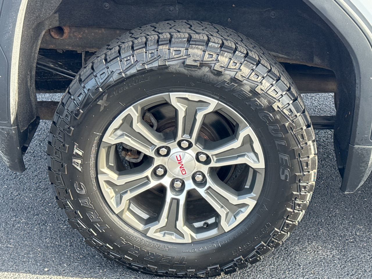 Used 2020 GMC Sierra 1500 4x4 Crew Cab w/ Sierra Value Package image 10