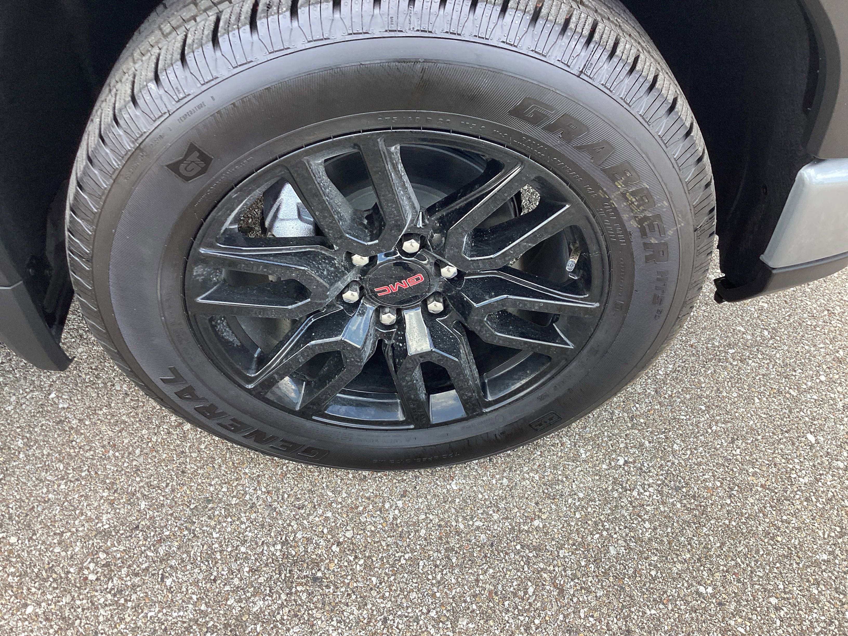 New 2026 GMC Sierra 1500 Elevation w/ LPO, Elevation Black Package image 13