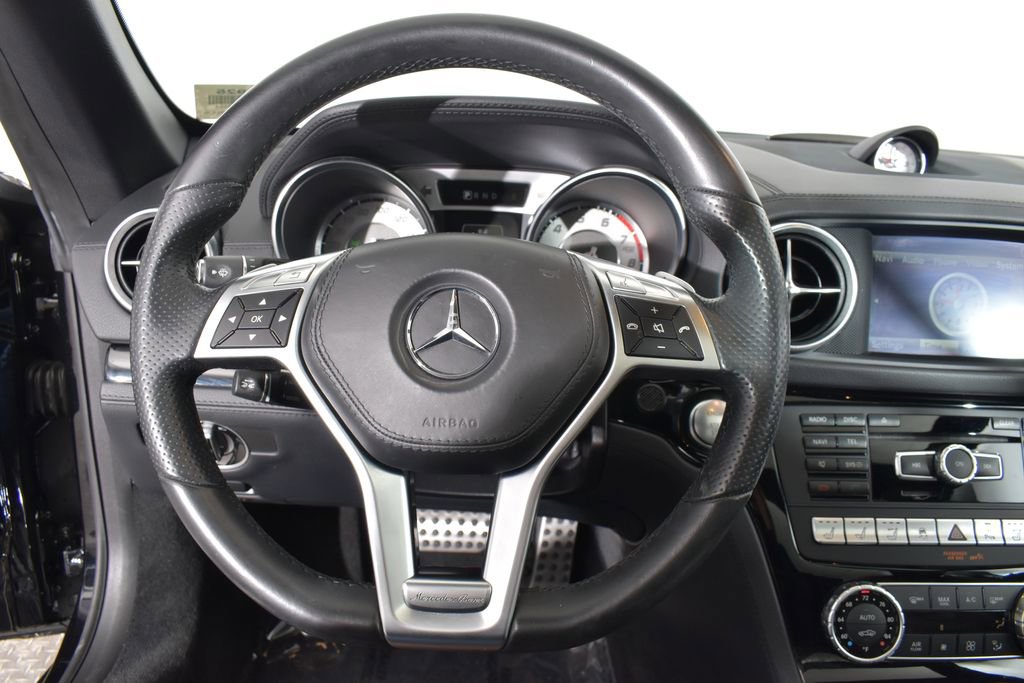 Used 2016 Mercedes-Benz SL 550 image 16