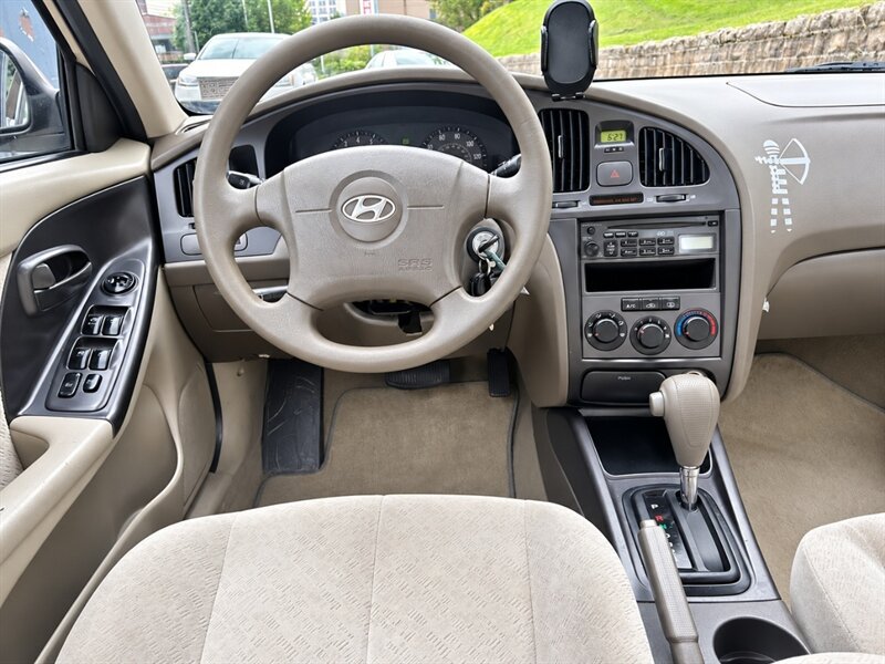 Used 2005 Hyundai Elantra GLS FWD image 6
