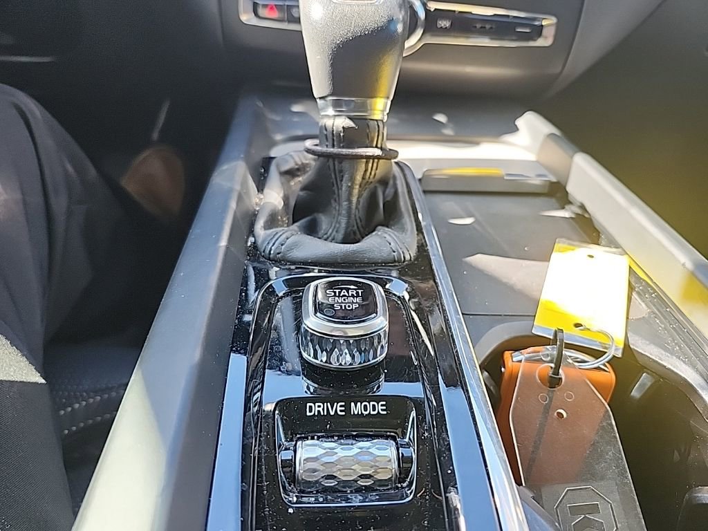 Used 2021 Volvo XC60 T5 Inscription w/ Advanced Package image 30