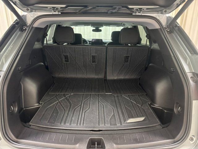 Used 2024 Chevrolet Blazer LT w/ Convenience Package image 18
