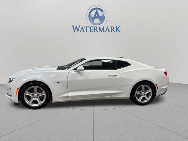 Used 2023 Chevrolet Camaro LT RWD image 2