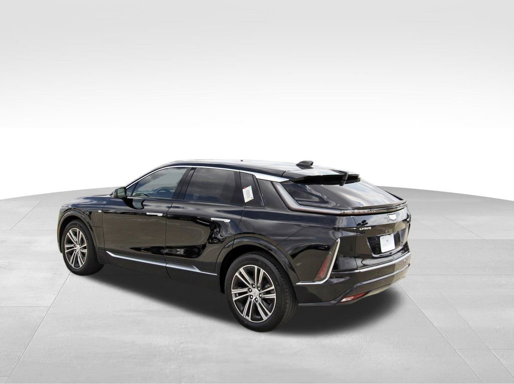 New 2026 Cadillac Lyriq Luxury video 3