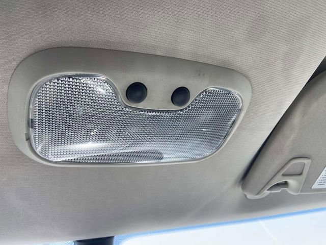 Used 2018 Dodge Journey SE image 38