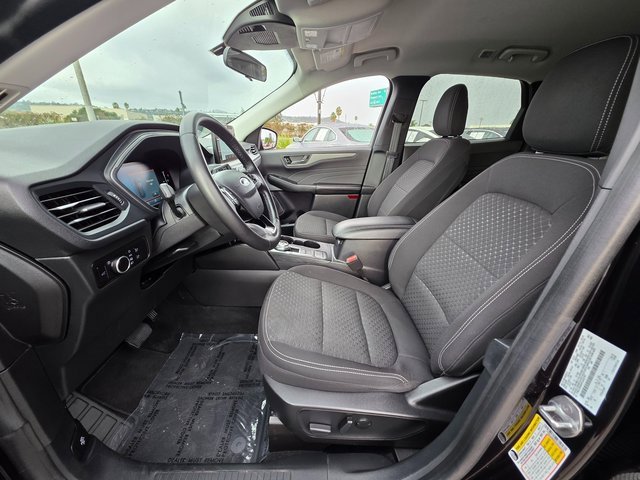 Used 2023 Ford Escape Active image 14