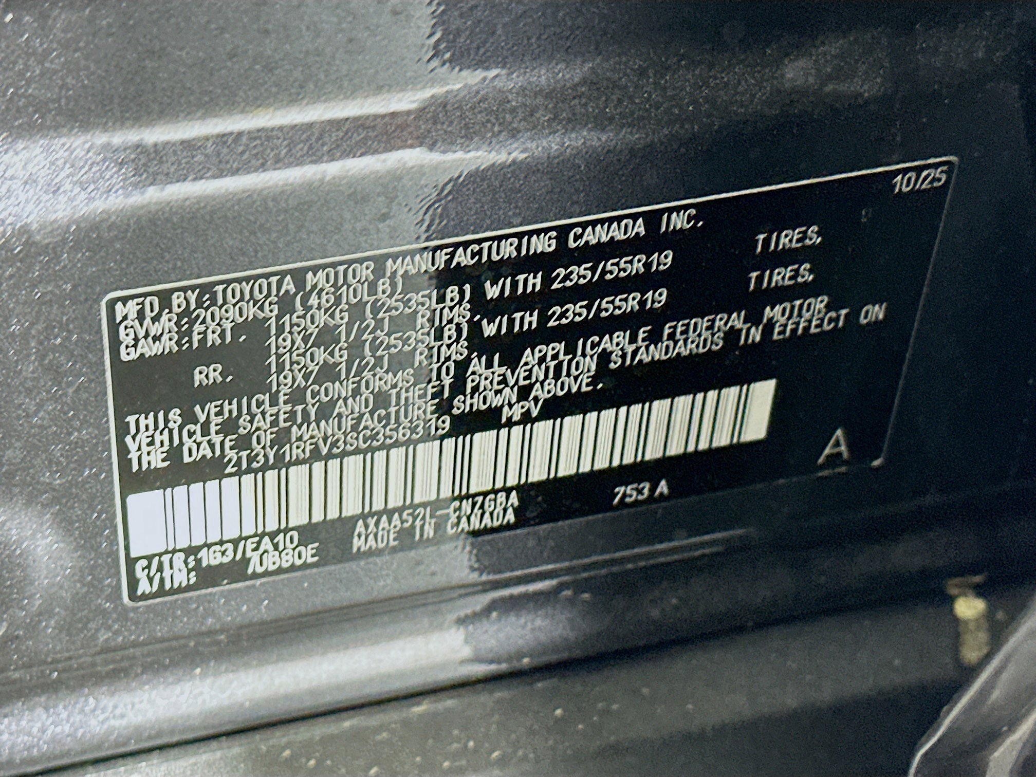 Used 2025 Toyota RAV4 Limited w/ Advanced Technology Package image 12