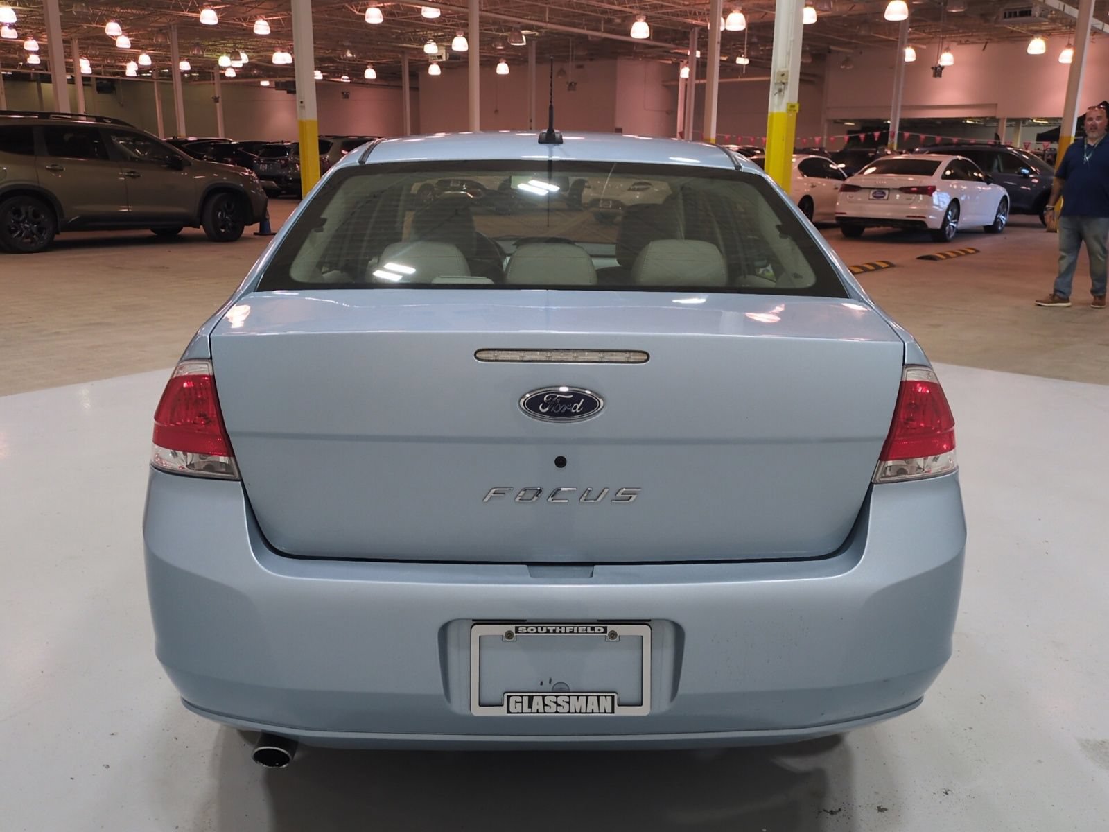 Used 2009 Ford Focus SEL FWD image 4