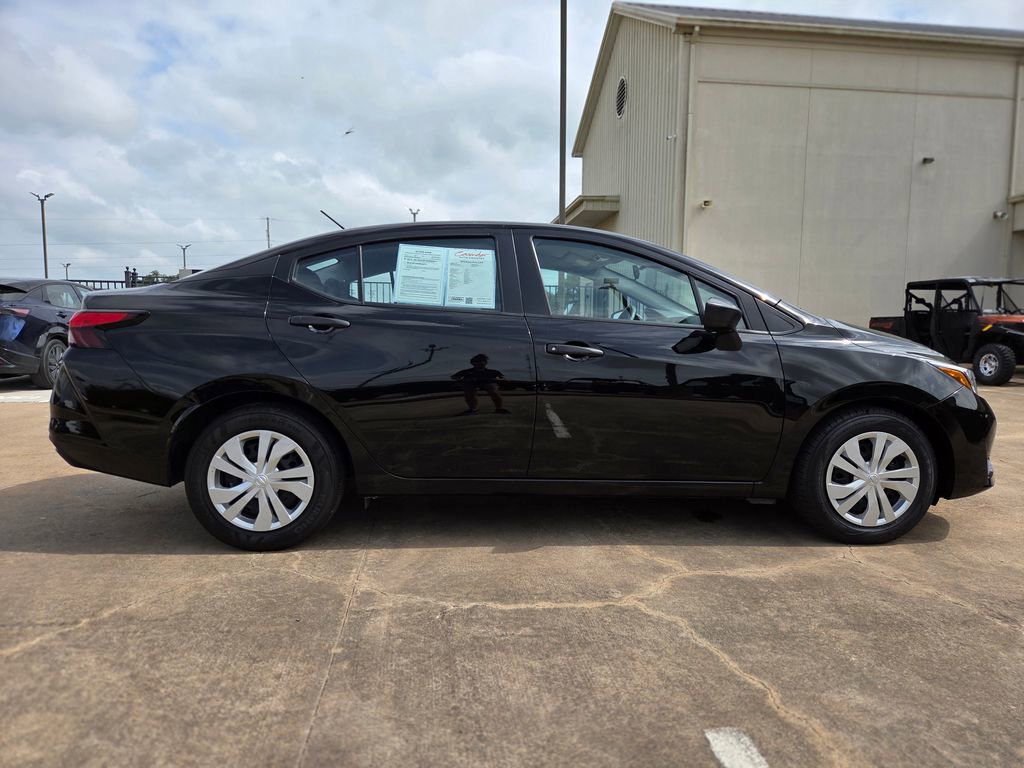 Used 2025 Nissan Versa S FWD image 6
