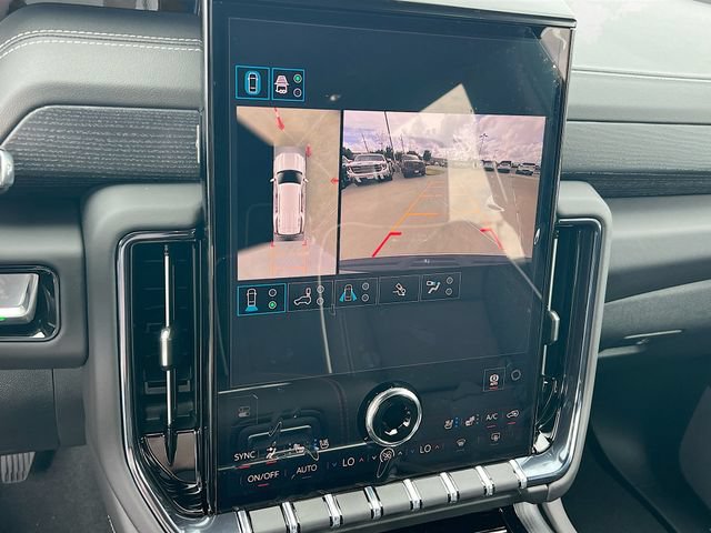 New 2026 GMC Yukon AT4 Ultimate AWD/4WD image 9
