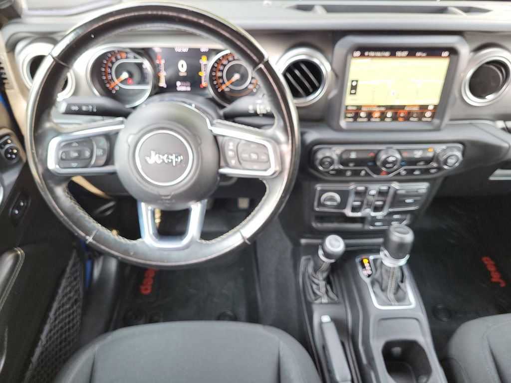Used 2020 Jeep Gladiator Overland AWD/4WD image 30