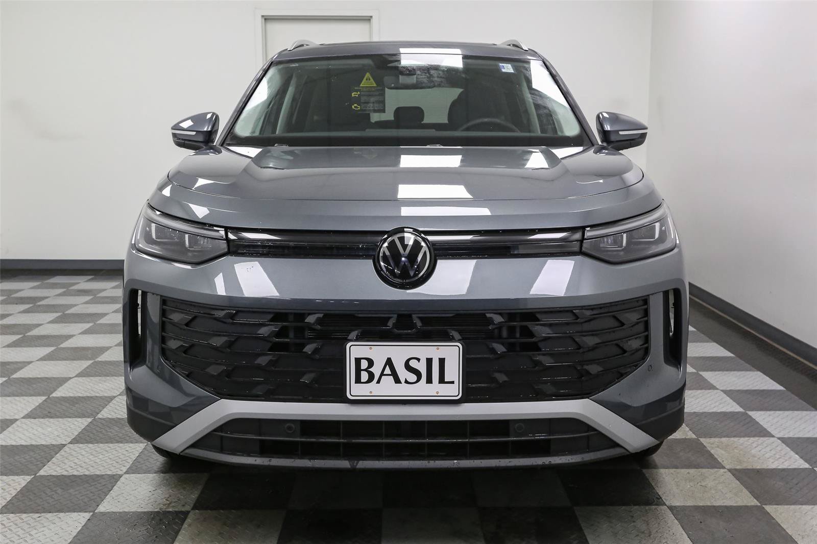 New 2026 Volkswagen Tiguan SE AWD/4WD image 3