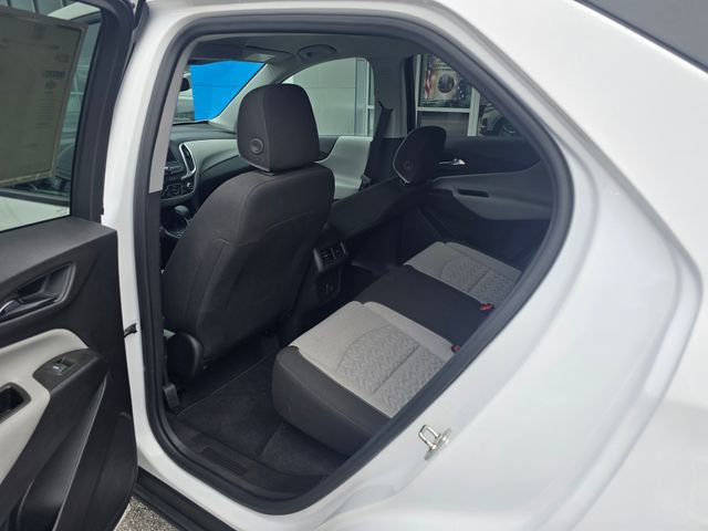 Used 2024 Chevrolet Equinox LS w/ LS Convenience Package AWD/4WD image 28