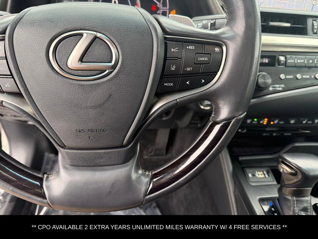 Used 2019 Lexus ES 350 Luxury w/ Accessory Package image 10