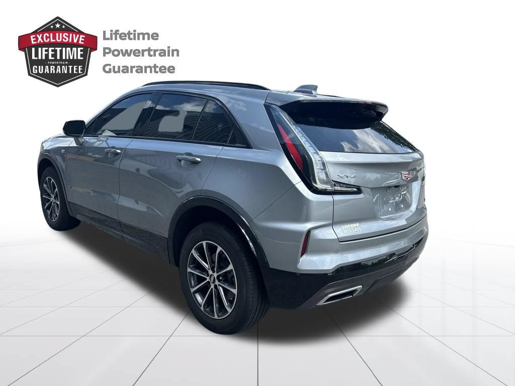 Used 2024 Cadillac XT4 Sport FWD image 3