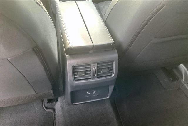 Certified 2026 Nissan Rogue SV FWD image 31