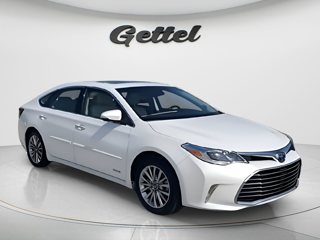 Used 2018 Toyota Avalon Limited w/ Protection Package image 2