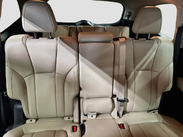 Used 2020 Subaru Ascent Limited AWD/4WD image 23