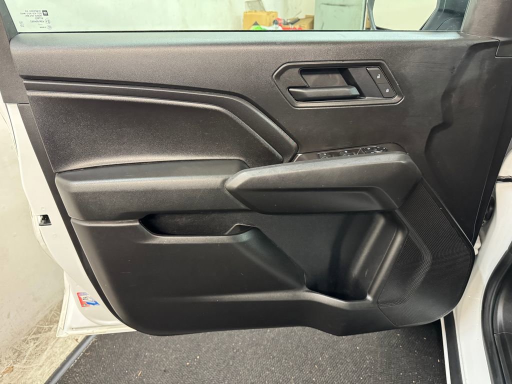 Used 2025 Chevrolet Colorado Trail Boss image 14