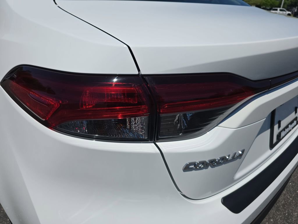 Used 2026 Toyota Corolla XLE FWD image 37