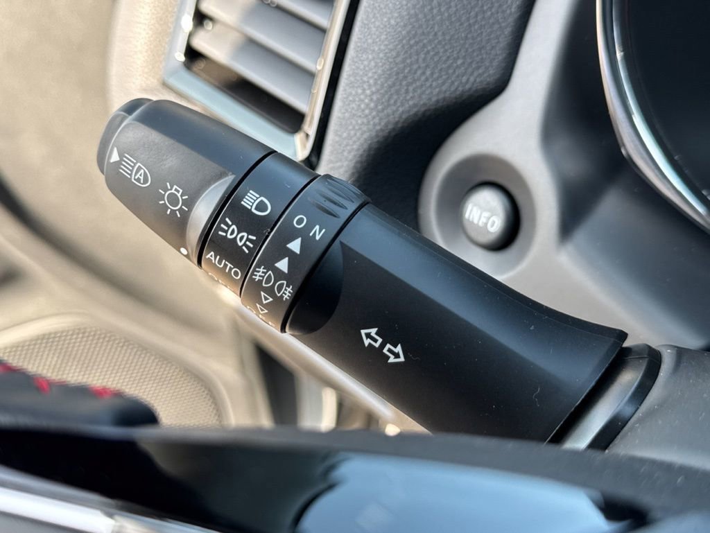 New 2026 Mitsubishi Outlander Sport LE AWD/4WD image 18
