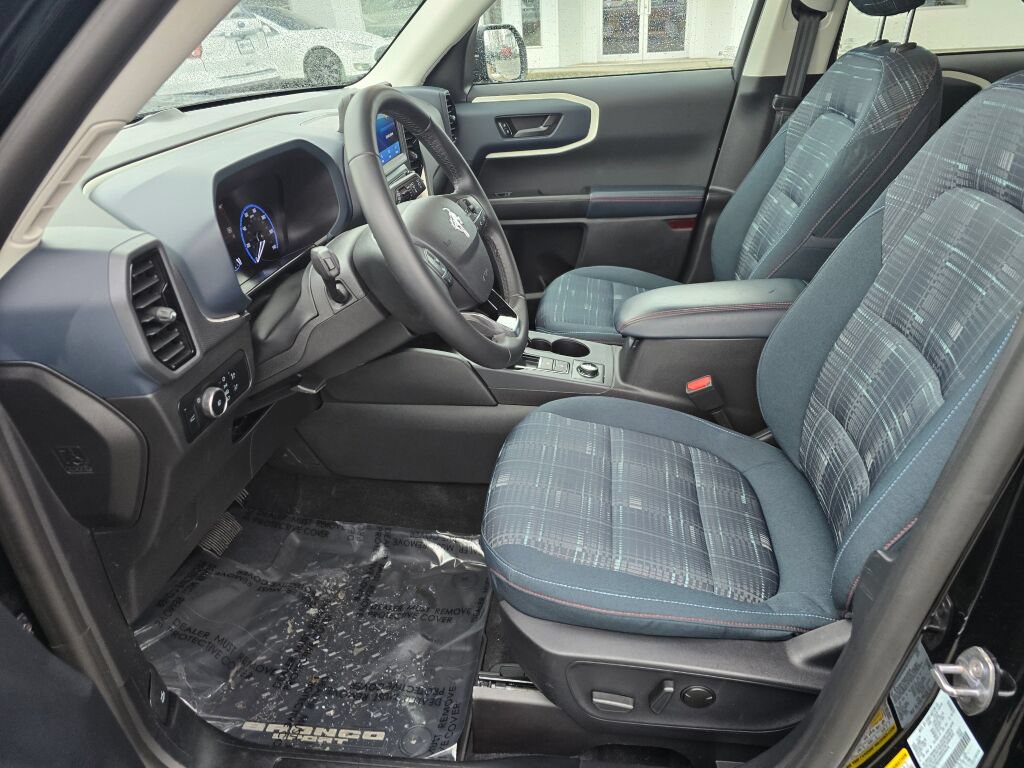 Used 2024 Ford Bronco Sport Heritage w/ Heritage Convenience Package AWD/4WD image 15