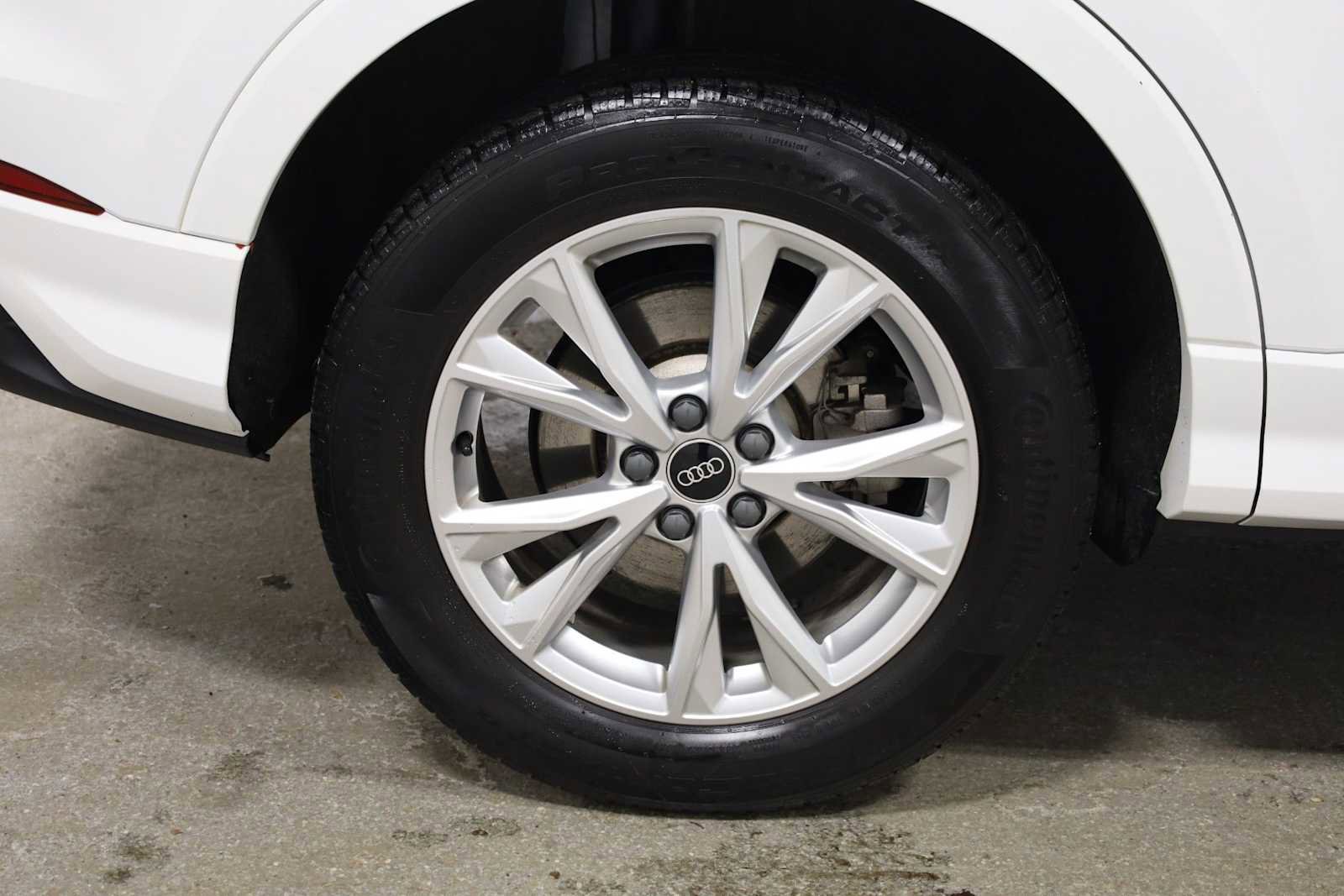 Used 2023 Audi Q3 2.0T Premium w/ Convenience Package image 35