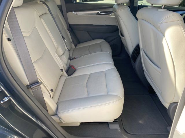 Used 2019 Cadillac XT5 Luxury image 28