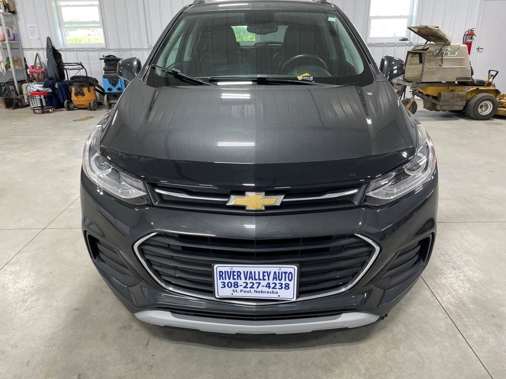 Used 2018 Chevrolet Trax LT w/ LT Convenience Package FWD image 2